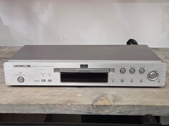 Super Audio CD/DVD PLAYER DV6400 mz000344000650