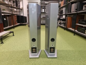D110 Zuilspeakers 996641/996645 3