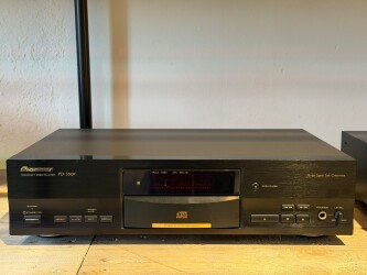 PD-S507 Compact Disc Player UIUK02419YY