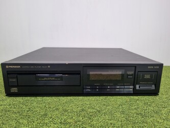 PD-Z71 Compact Disc Player IJ8412516